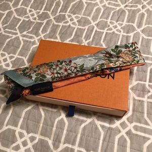 Louis Vuitton Monogram Flowers XVII BB Bandeau